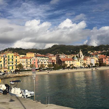 Ca' Fra E Oly Apartment Castelnuovo Magra Luaran gambar